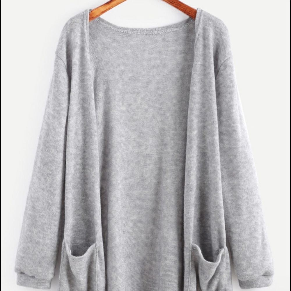 Shein skinny jeans and grey cardigan Size small great condition (2pc set)